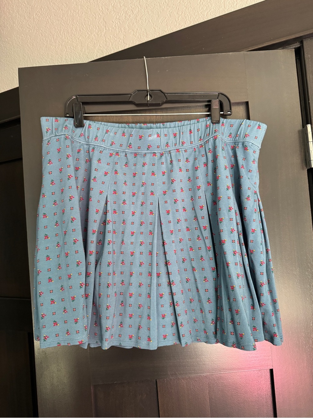 AMERICAN GIRL® KIRSTEN LARSON™ WOMEN'S FRENCH TERRY PLEATED SKORT - 2XL 16-18